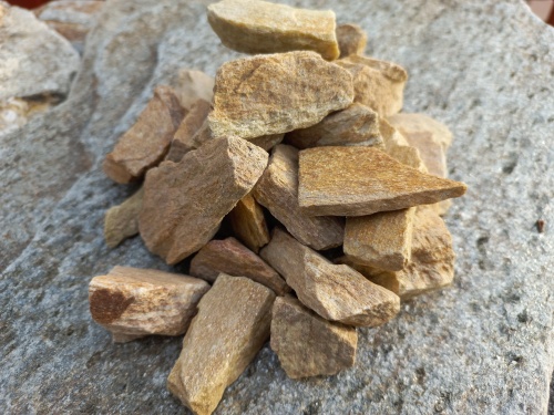 Златолит жёлтый декоративная каменная крошка купить в Люберцах