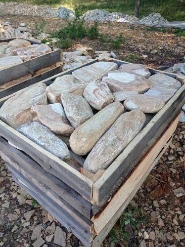 Златолит жёлтый, жёлто-зелёный глыбки и валуны для ланшафтного дизайна купить в Люберцах