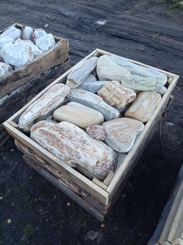 Златолит жёлтый, жёлто-зелёный глыбки и валуны для ланшафтного дизайна купить в Люберцах