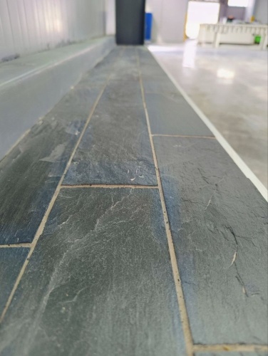 Плитка чёрная из натурального камня фасадная 30 см * 5 см, толщина 7 мм -30 мм купить в Люберцах